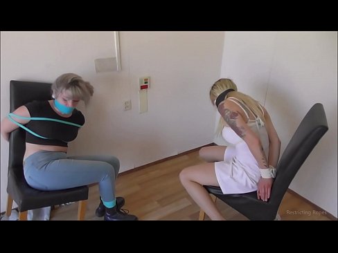 ❤️ Verslaaf / vasgebind en gesnoer / meisie in nood Mooi pornografie by ons af.mysexpics.ru ❤